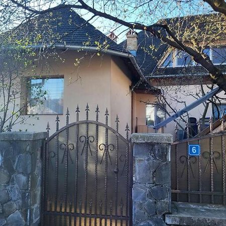 Casa Roza Lägenhet Breaza  Exteriör bild