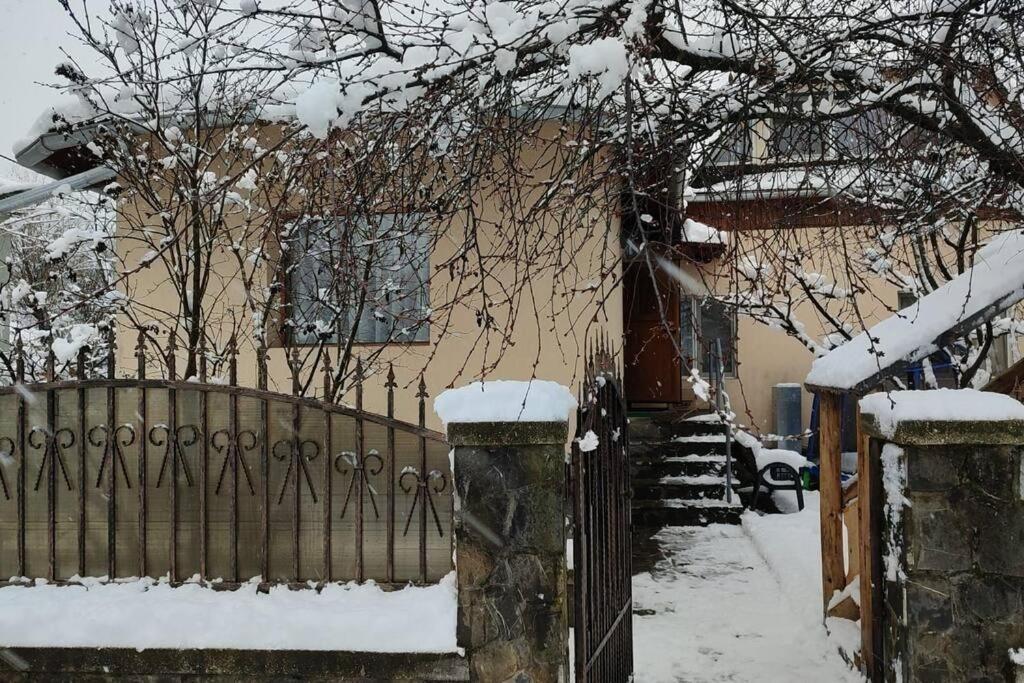 Casa Roza Lägenhet Breaza  Exteriör bild