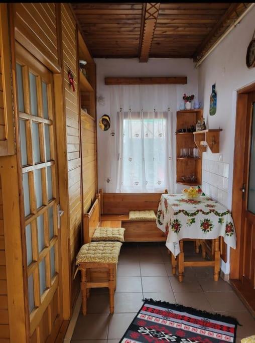 Casa Roza Lägenhet Breaza  Exteriör bild