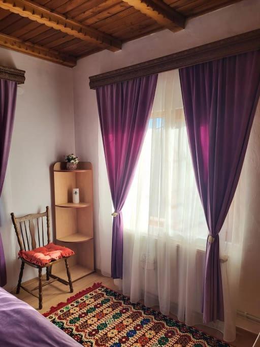Casa Roza Lägenhet Breaza  Exteriör bild