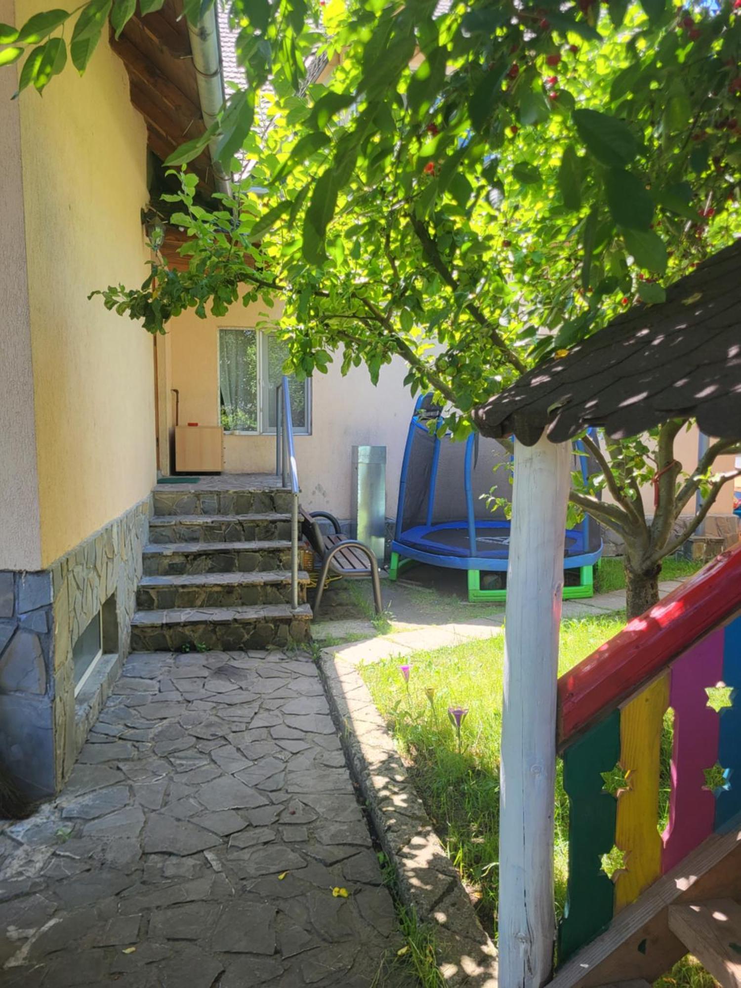 Casa Roza Lägenhet Breaza  Exteriör bild