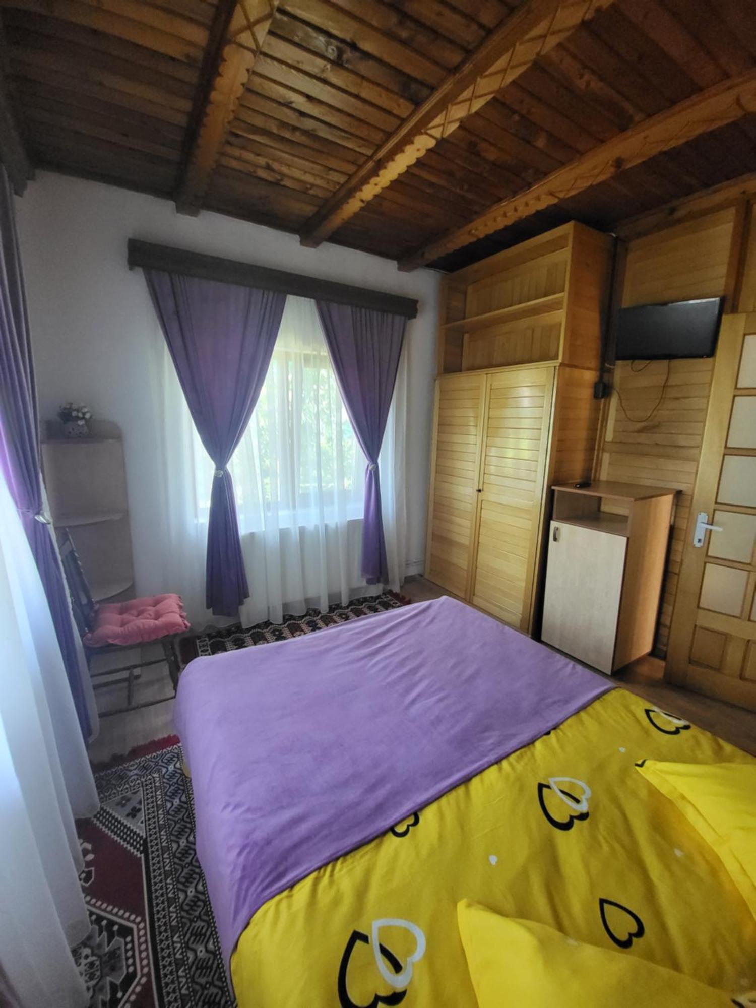 Casa Roza Lägenhet Breaza  Exteriör bild